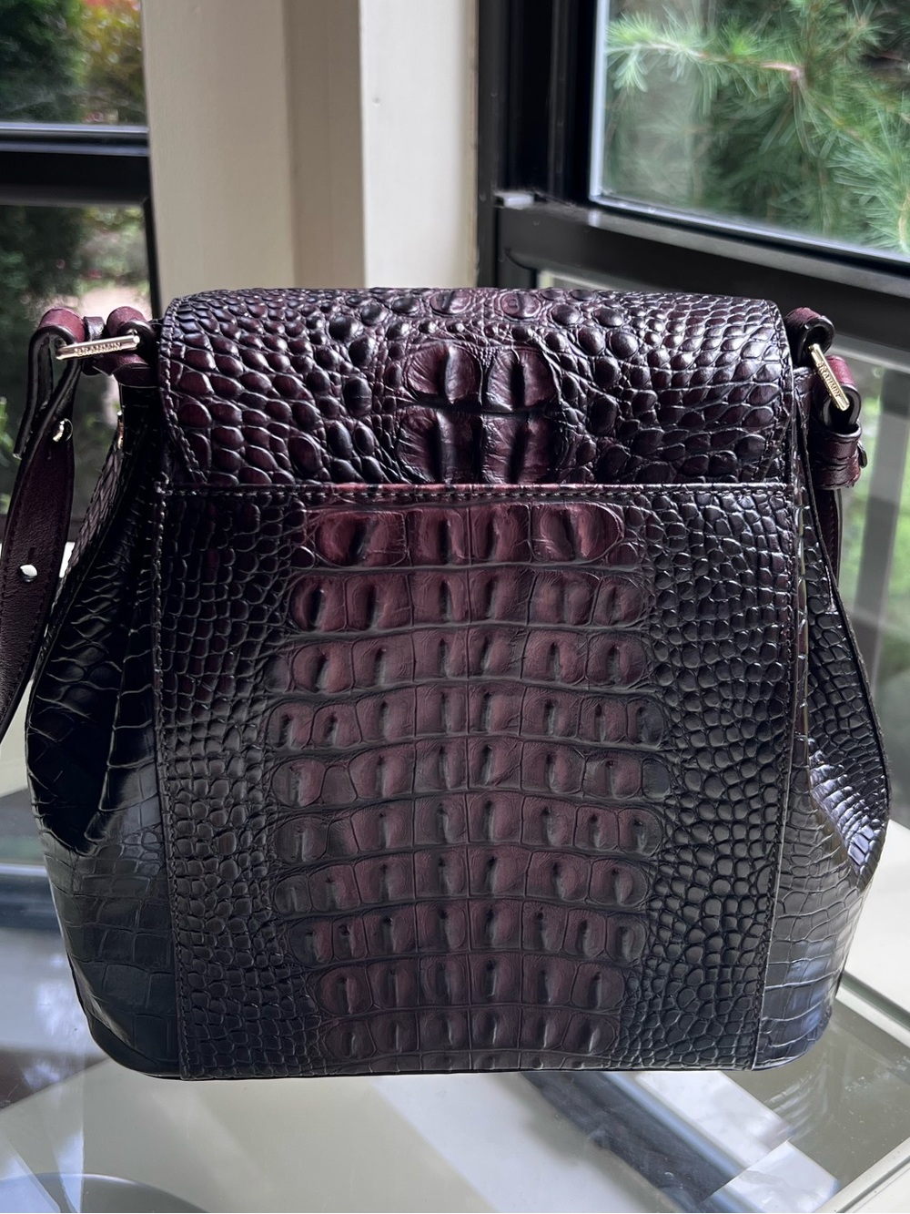 Brahmin Margo Melbourne Croc Embossed Leather Crossbody - Picture 3 of 13